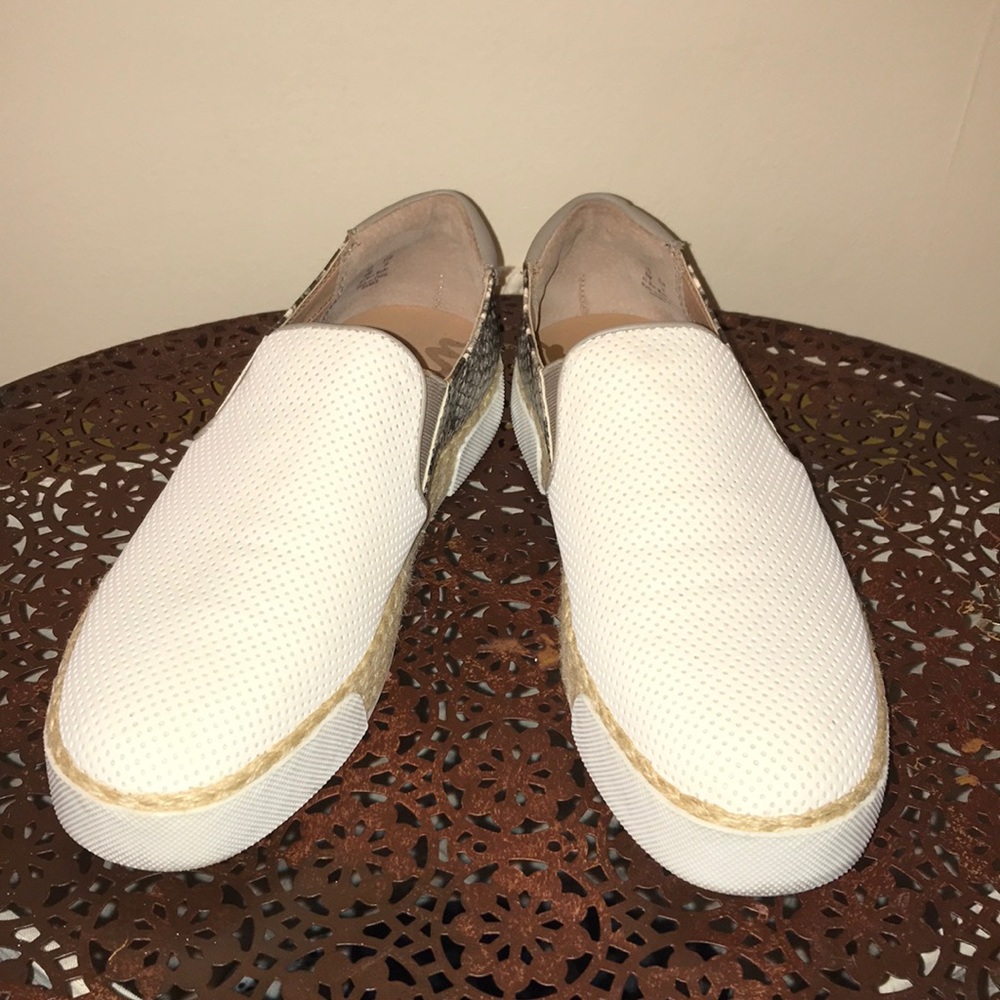 Slip on white/ snake print
